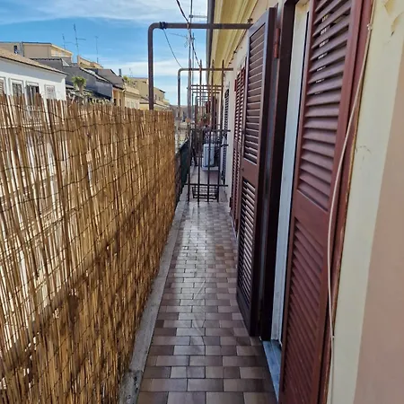 Appartamento-castro Pretorio Apartment Rome